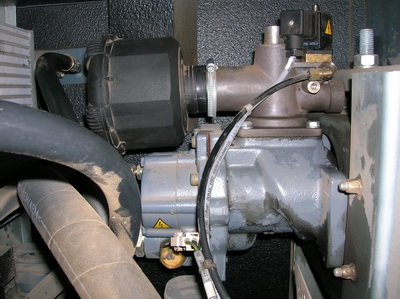 течь масла по сальнику элемента на GX11 течь масла по сальнику элемента на GX11